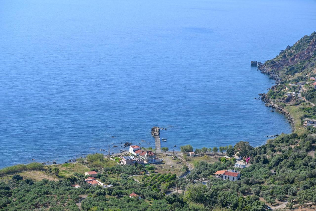 הוילה Ravdhoúkha Seaside House In Ravdouha מראה חיצוני תמונה